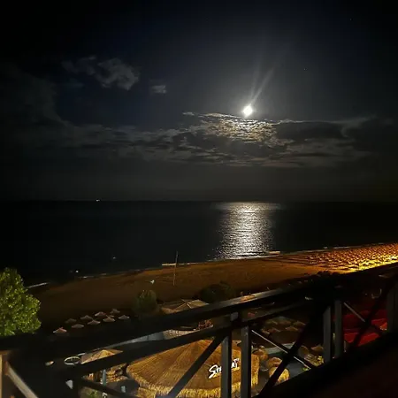 Apartment Sirena First Line